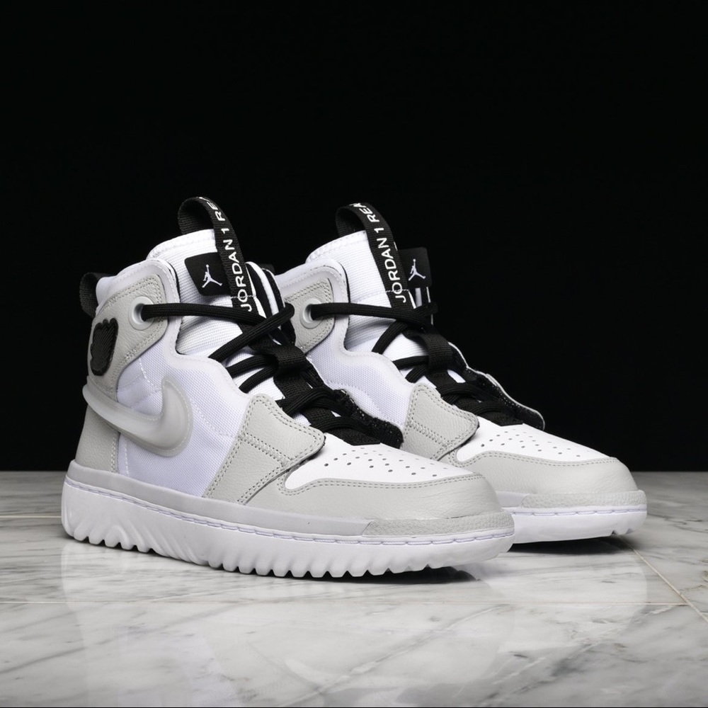 Nike Air Jordan High React Grey